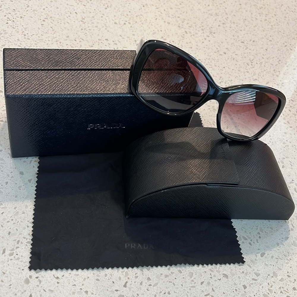 Prada Polarized Sunglasses- Great condition